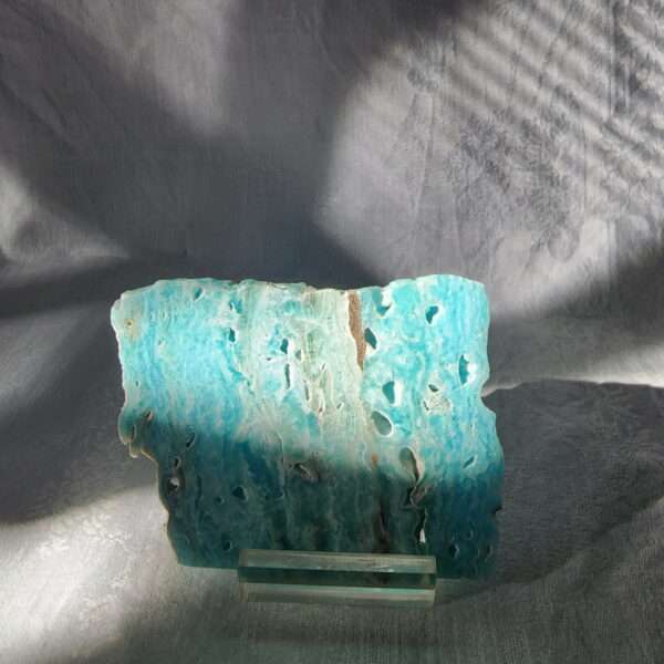 Caribbean Blue Calcite slice1